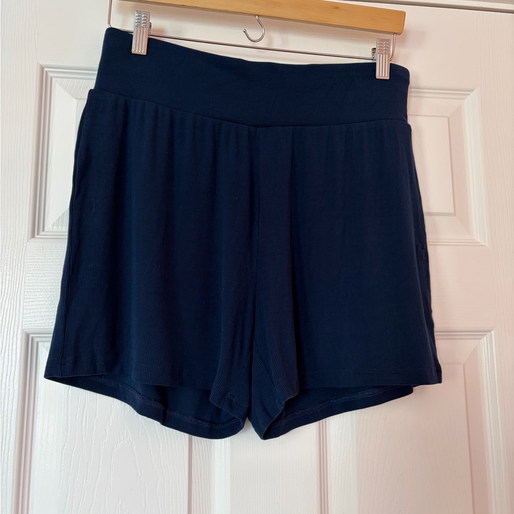 Cozy Earth Women's Ribbed Kniy Navy Lounge Shorts